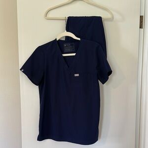 Navy Blue Women’s FIGS Scrub Set